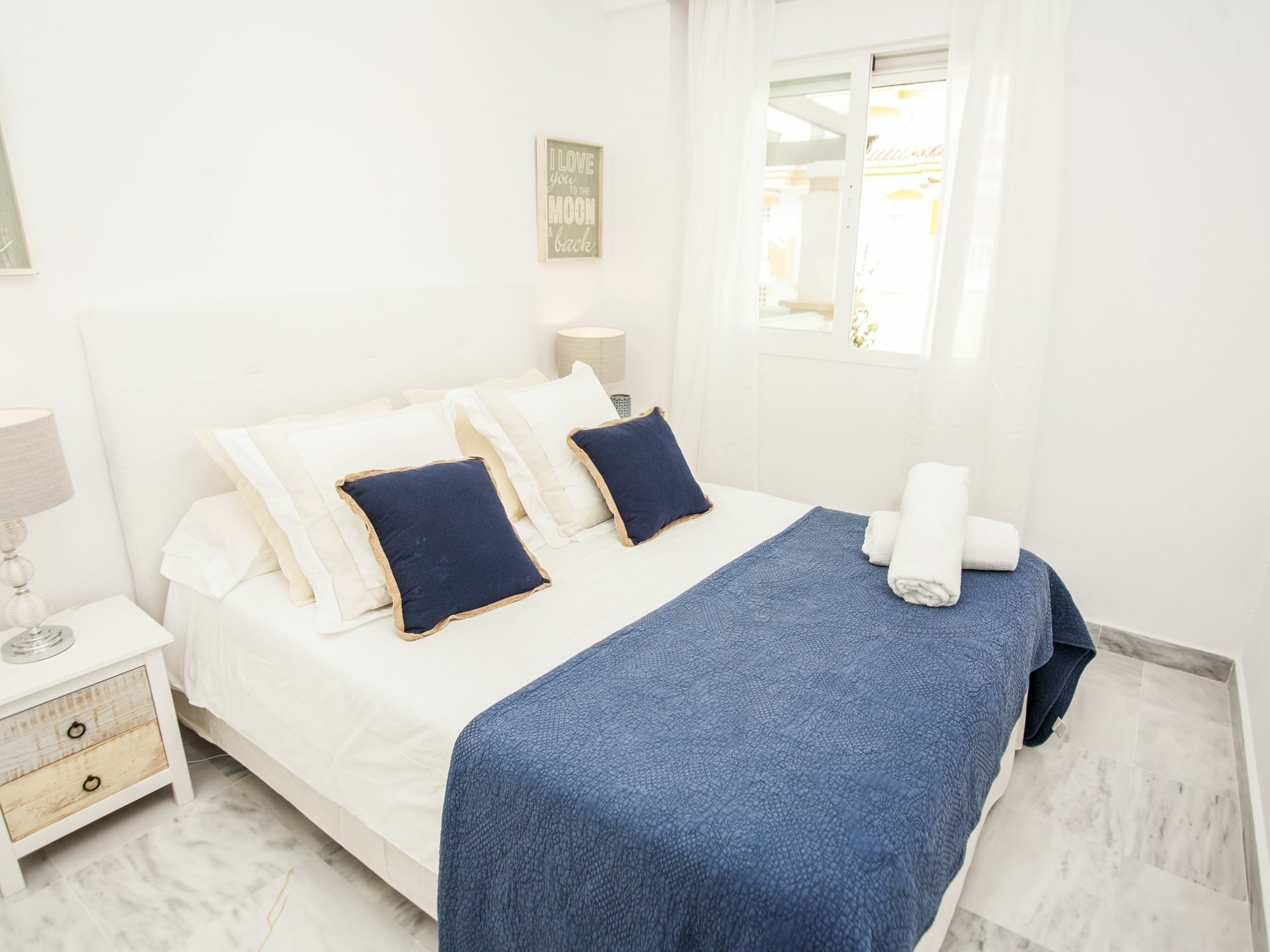 Dama De Noche Playground Apartment มาร์เบยา ภายนอก รูปภาพ